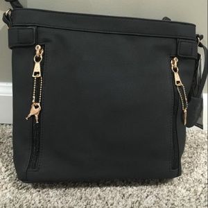 Browning concealed weapon purse with lock NWT